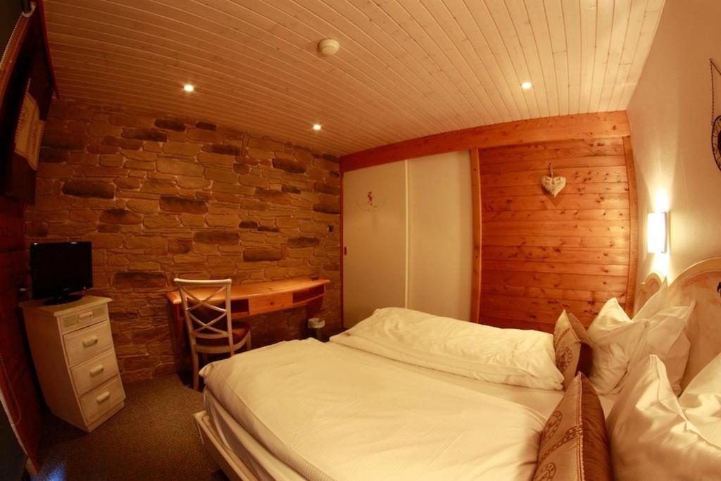Chalet Hotel Le Collet Xonrupt-Longemer Szoba fotó